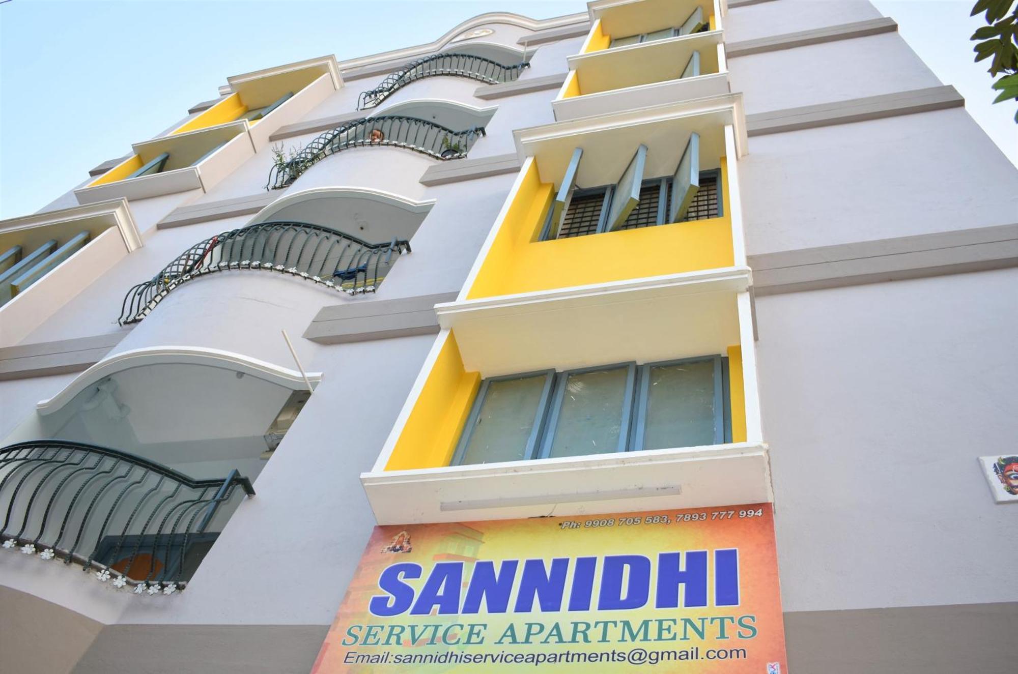Sannidhi Service Apartments Тирупати Екстериор снимка