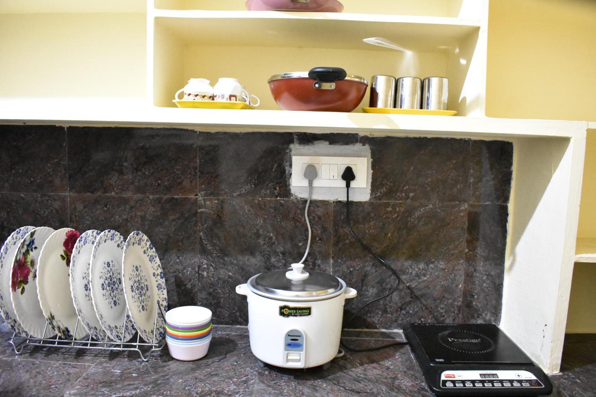 Sannidhi Service Apartments Тирупати Екстериор снимка