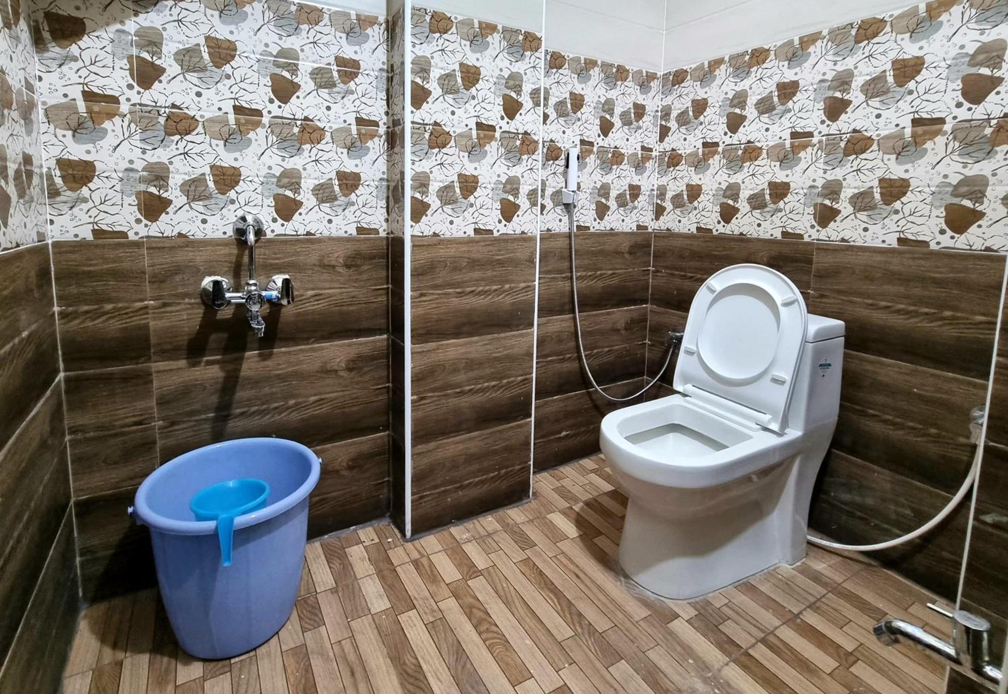 Sannidhi Service Apartments Тирупати Екстериор снимка