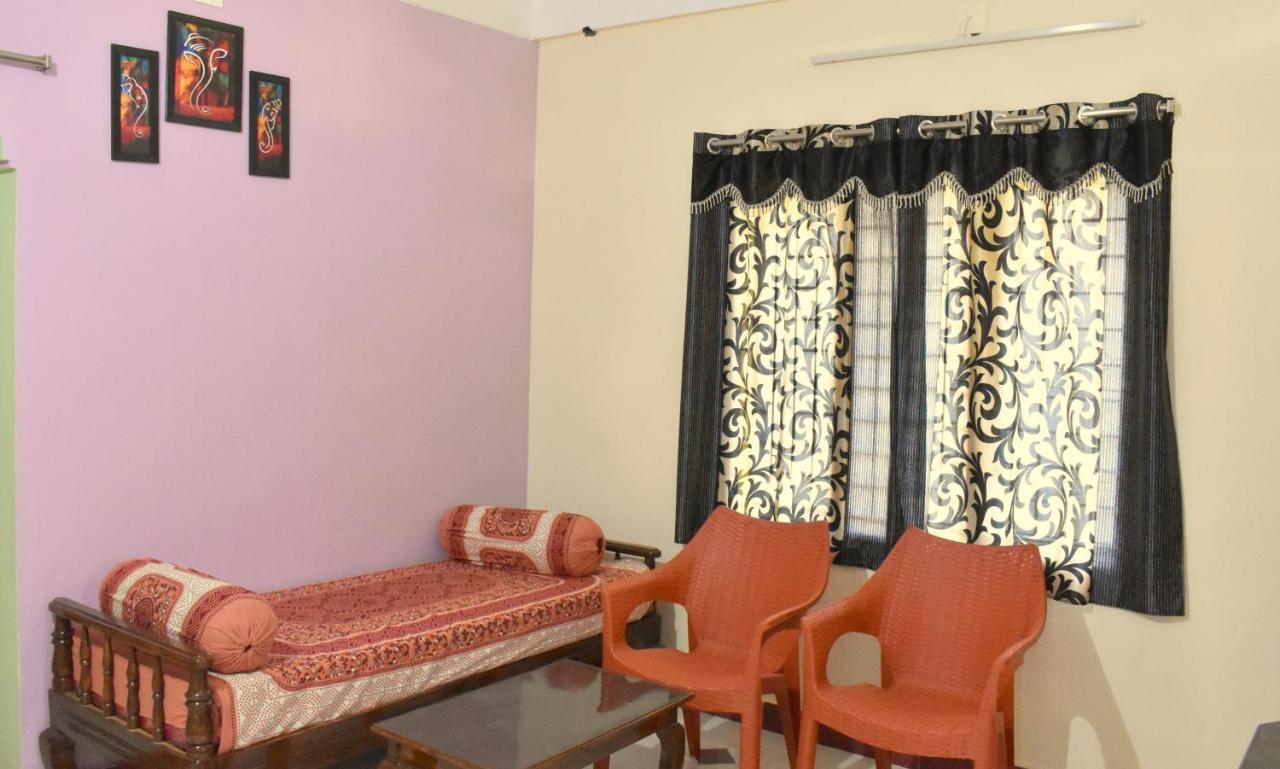 Sannidhi Service Apartments Тирупати Екстериор снимка